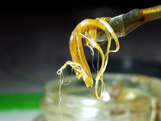 Advantages of Rosin Pressing vs Solvent Extractions.. Pros and Cons - CannaPlates